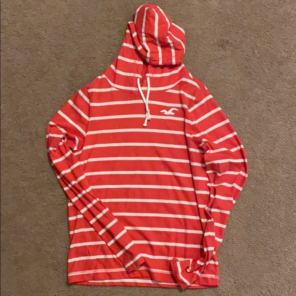Men’s Hollister hoodie tee